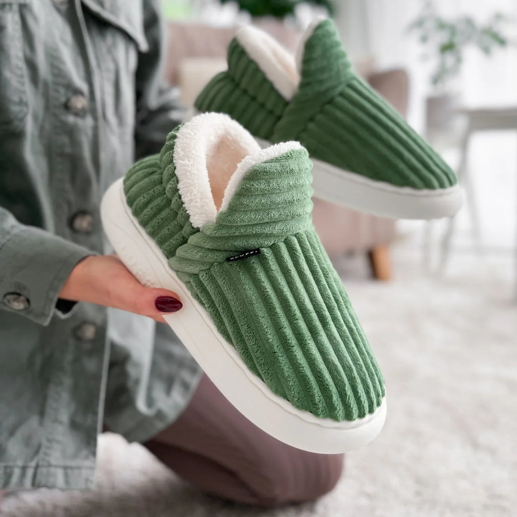 LYERA SLIPPERS™